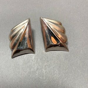 Vintage sterling silver abstract pierced earrings